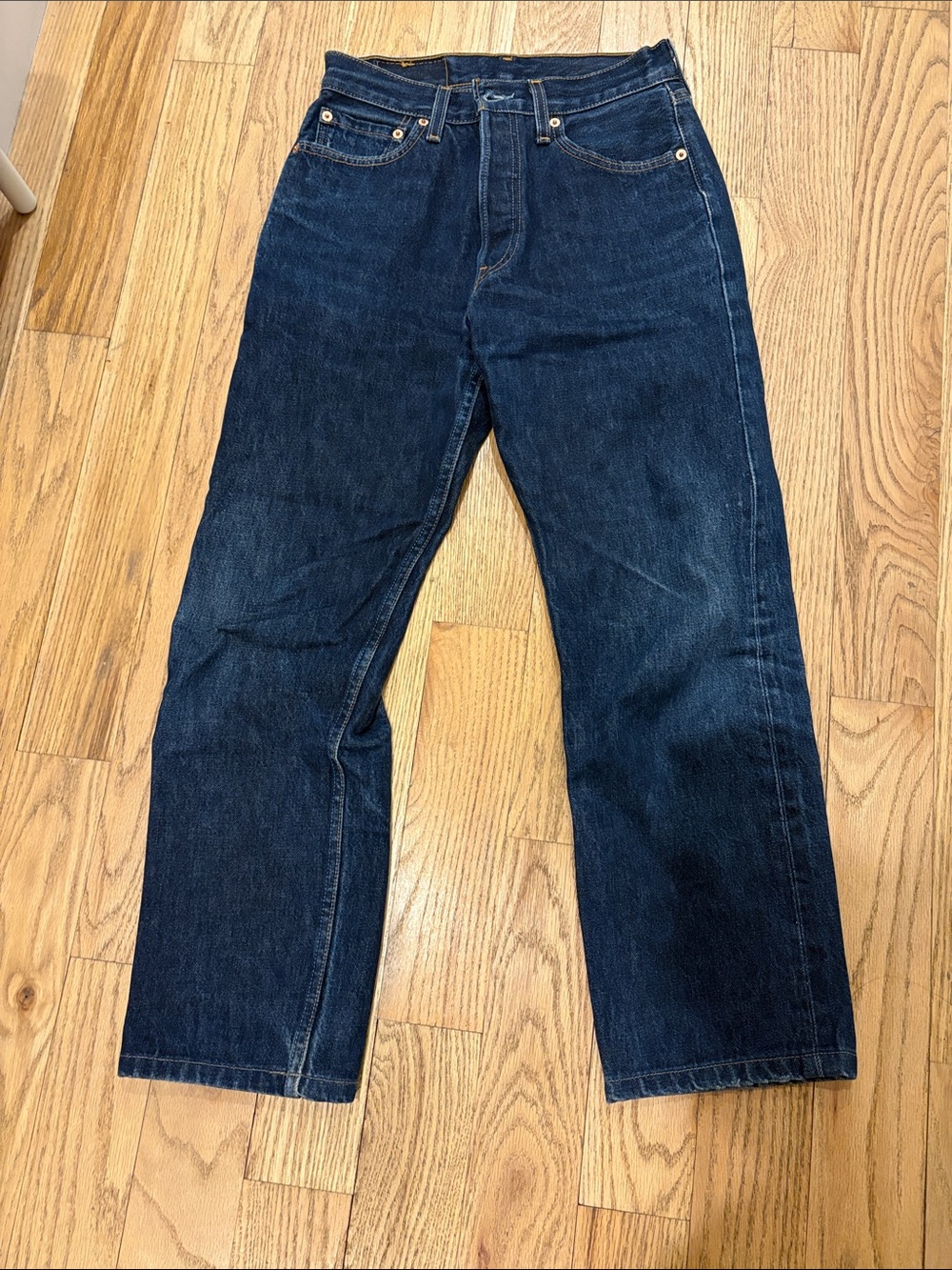 Vintage Levi's Women's Dark Blue Straight Leg Jeans